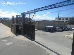 Alquiler bodega en complejo 2.500m2, Calderón, Quito, Ecuado