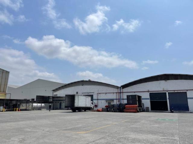 Alquiler Bodega industrial 650M2- Complejo logístico Guayaq