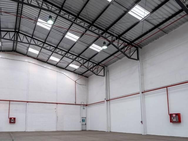 Bodega para Alquiler en Quito - 4
