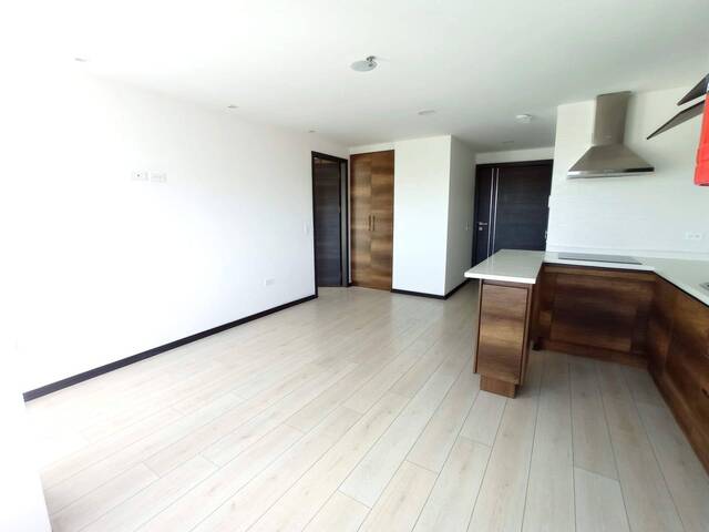 #1586 - Departamento para Venta en Quito - P
