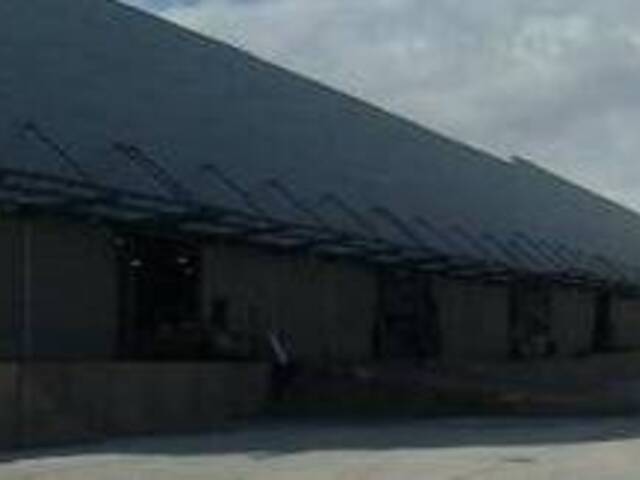 Alquiler bodegas industriales 2350m2 Norte de Quito Ecuador