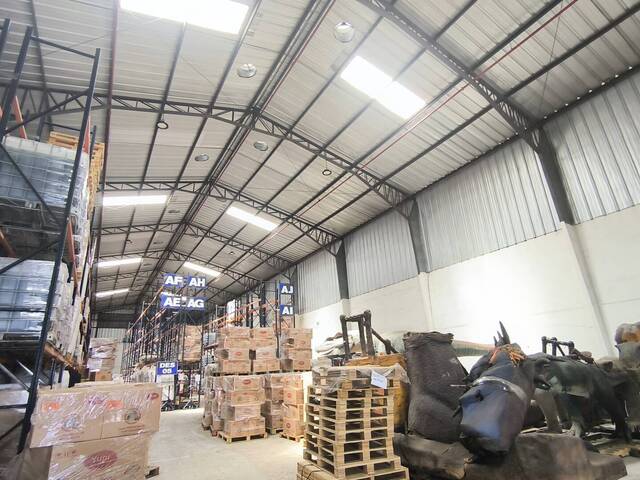 Alquiler bodega industrial 1200m2 Via Perimetral Guayaquil