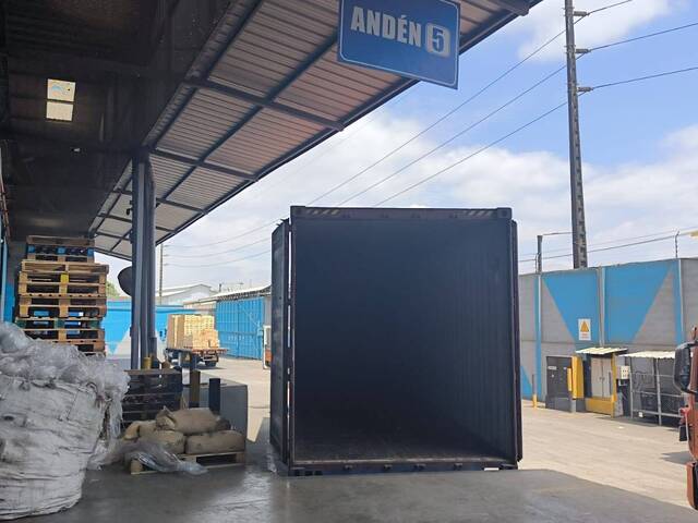 Alquiler bodega industrial 1200m2 Via Perimetral Guayaquil