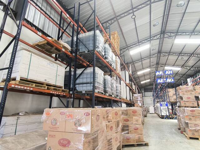 Alquiler bodega industrial 3600m2 Vía Perimetral Guayaquil