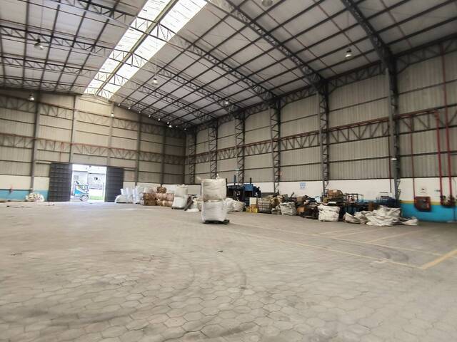 Alquiler bodega industrial 1400m2 - Vía a Daule - Guayaquil