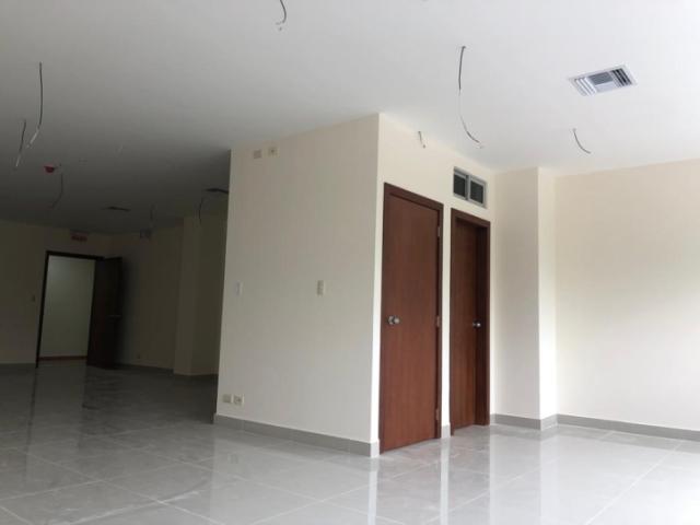 #3982 - Oficinas para Venta en Guayaquil - G