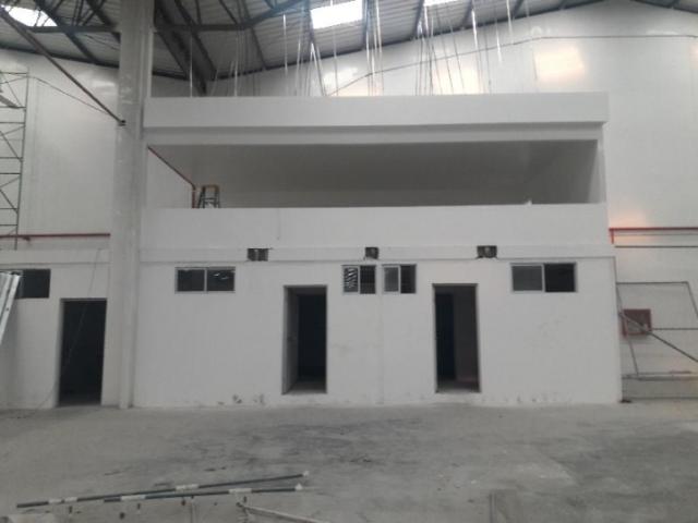arriendo bodega Quito wwwalfabienescom
