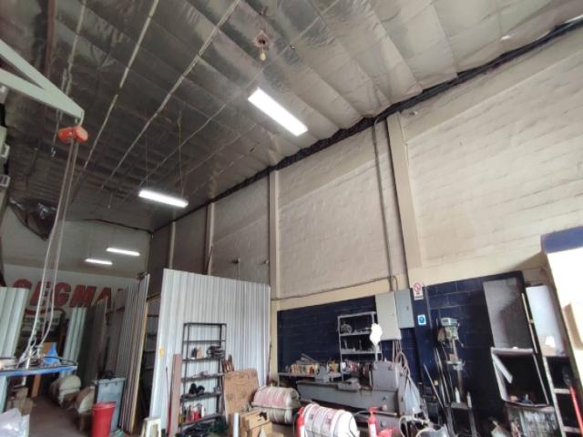 VENTA BODEGA 200 M2-PARQUE CALIFORNIA - VIA A DAULE- GUAYAQU