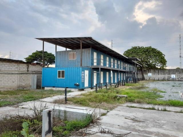 EN ALQUILER TERRENO 3000M2 - CEMENTADO- SUR DE GUAYAQUIL
