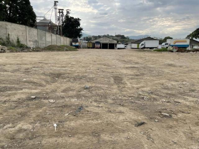 EN ALQUILER TERRENO 10.000 M2- KM 7 VIA A DAULE