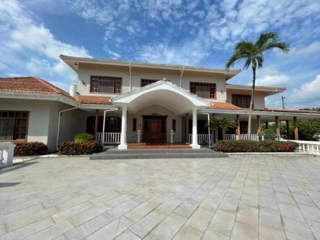#4541 - Hacienda para Venta en Vinces - R