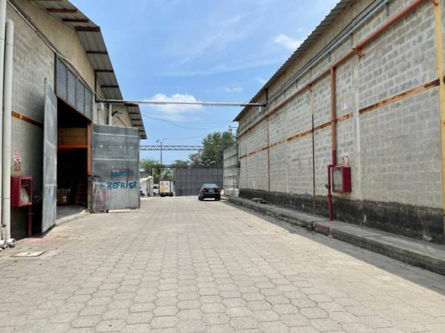 #4566 - Bodegas para Alquiler en Guayaquil - G