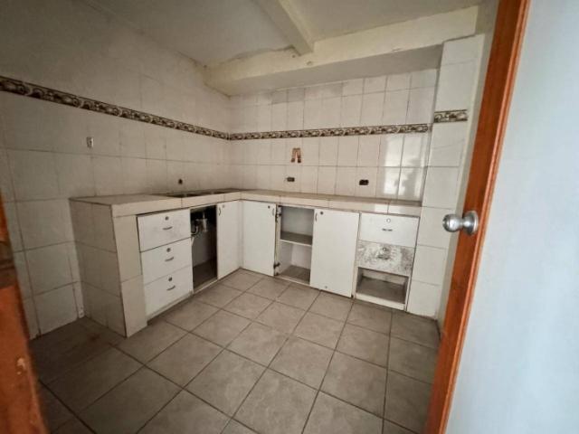 #4902 - Bodegas para Venta en Guayaquil - G