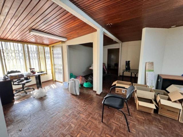 Venta/Alquiler Local-Oficina 540m2 -Av.Victor Emilio Estrada