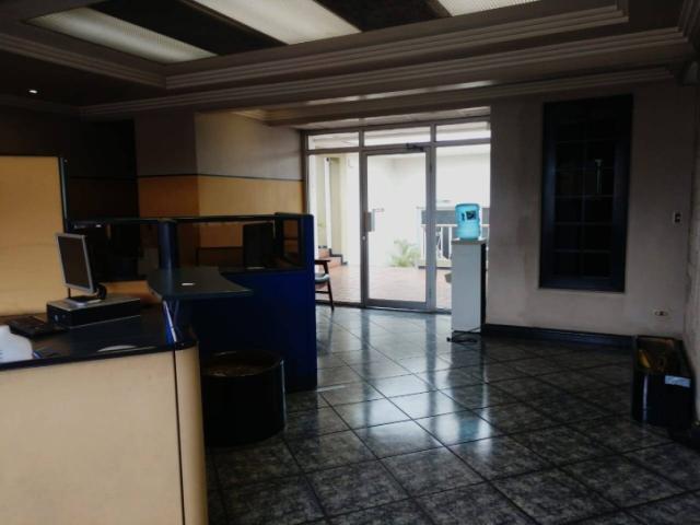 Oficinas para Venta en Cuenca - 4