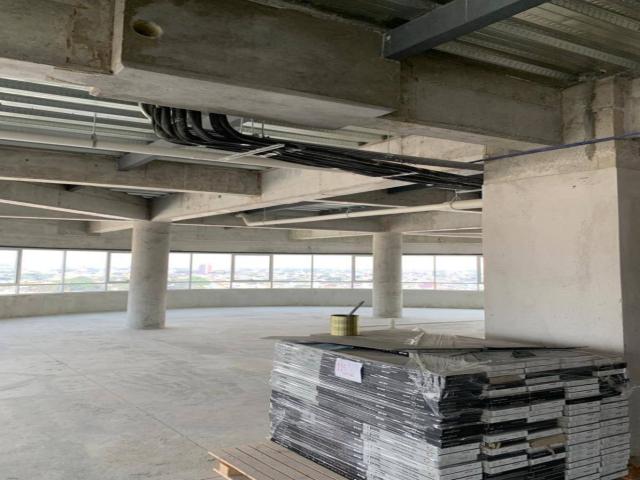 POR ESTRENAR!! Oficina en Edificio Ejecutivo de lujo 1.310m2