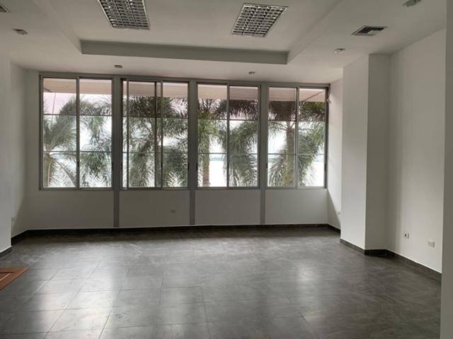 En AlquilerVenta Oficina 185m2- Vísta al Río- Puerto Santa