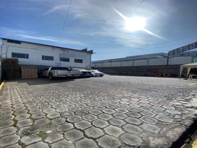 #5142 - Bodegas para Venta en Quito - P