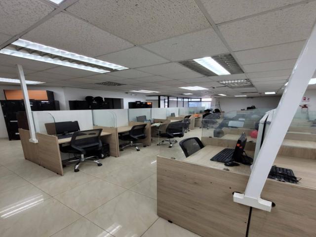 Oficina Alquiler/Venta 83.71m² - Edif. Torres del Norte, Ken