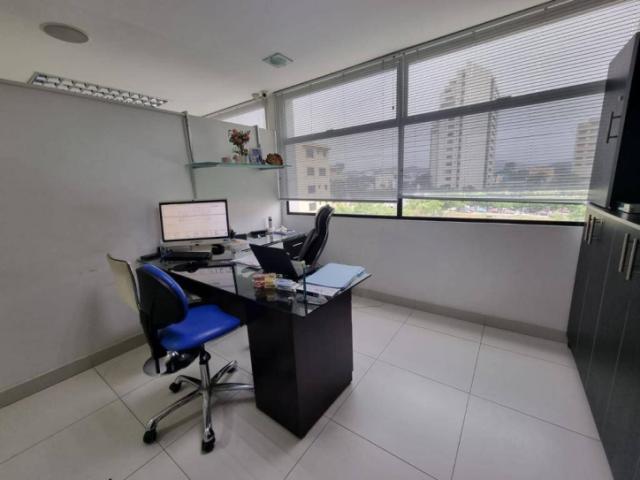 #5216 - Oficinas para Venta en Guayaquil - G