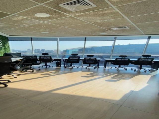 Alquiler/Venta Oficina 111,58m2- 100 Business Plaza, Norte d