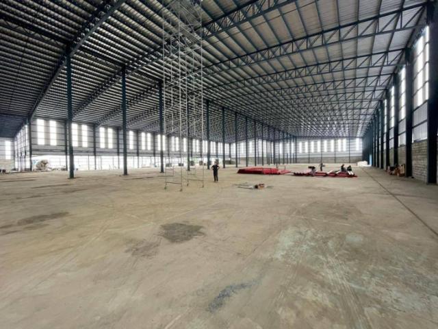 En alquiler Ofibodega Industrial 2000m² - Vía a Daule Vía P