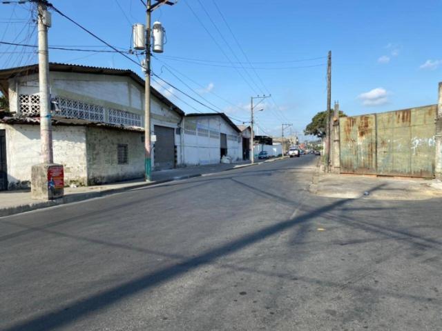 Bodegas para Venta en Guayaquil - 5